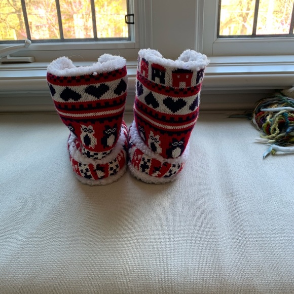 Slippers - Picture 6 of 6